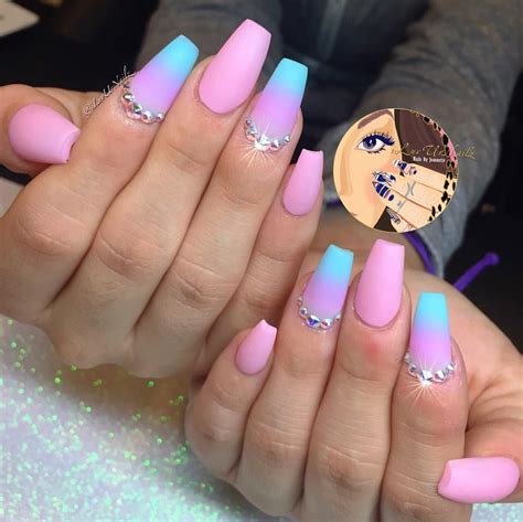 Pink And Blue Ombre Gel Nails / We finish by adding a protective uv layer making them scratch ...