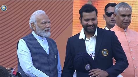 Rohit Sharma Recieves Cap From Narendra Modi in Ahmedbad Ahead of 4th Test Between Ind-Aus ...