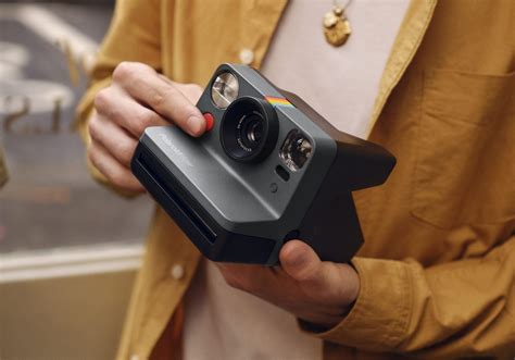 Polaroid Now instant camera launches with redesigned autofocus system