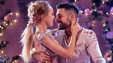 Giovanni Pernice's touching gesture to Rose Ayling-Ellis after Strictly ...