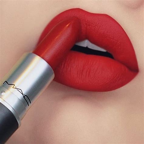 One shade that wooed many! M.A.C Retro Matte Lipstick in 'Ruby Woo'. Get intense colour payoff ...