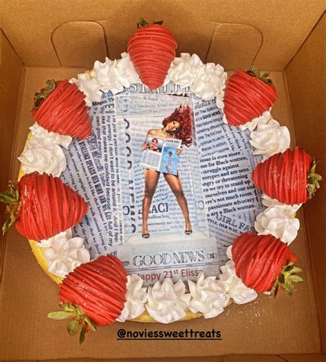 Megan Thee Stallion Cheesecake with Strawberries | Edible images, Strawberry dip, Custom cakes