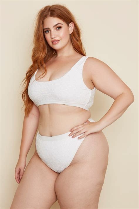 Samantha White Eyelet High Waisted Plus Size Bikini Bottoms – Haute2Wear