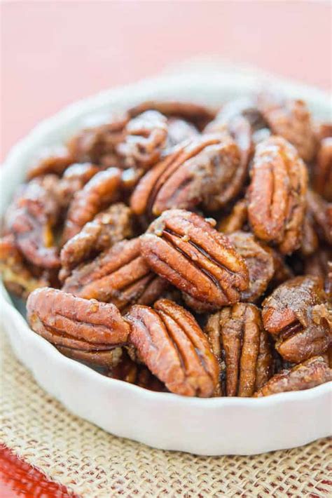 Christmas Candied Pecans