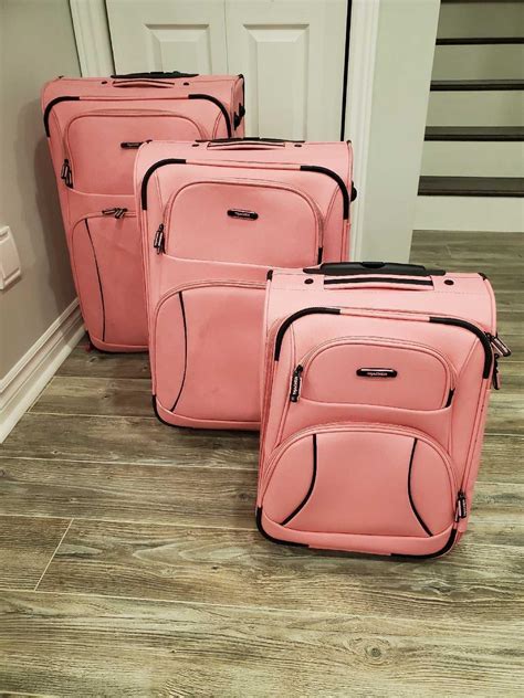 Best 3 Piece Pink Luggage Set - Tracker for sale in Dollard-Des Ormeaux ...