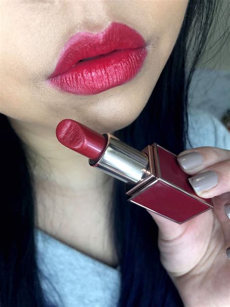 | Review | Tom Ford Lost Cherry Lipstick | PRETTY IS MY PROFESSION