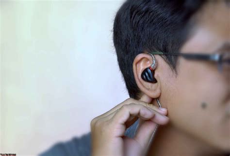 Fiio FH3 Review: HiFi In Ear Monitor with Good Design, Powerful Sound