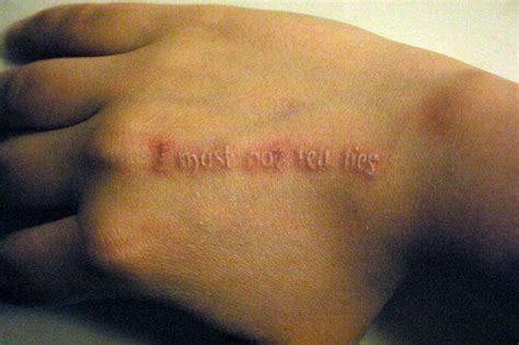 'I must not tell lies' amazing idea for a Harry Potter tattoo! This is ...