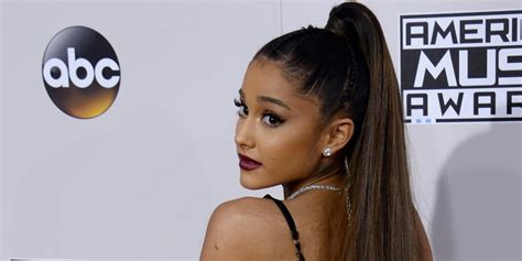 Ariana Grande révèle son secret pour de beaux cheveux - Cosmopolitan.fr