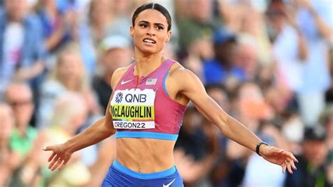 Sydney McLaughlin breaks her own world record in 400m hurdles at World ...