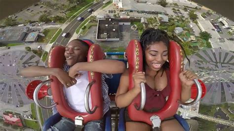 Slingshot Ride Pull the cord prank! - YouTube