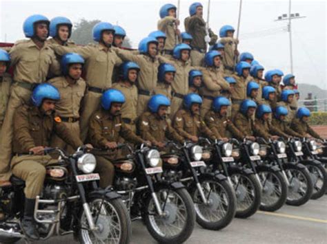 BSF soldiers during Republic Day parade rehearsal - January 20, 2012 | The Economic Times