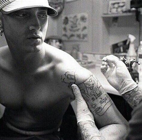 Eminem getting his tribute tattoo for his Uncle Ronnie : r/Eminem