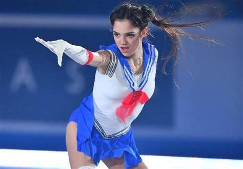 Russian Figure Skater Evgenia Medvedeva Whips out Sailor Moon Routine