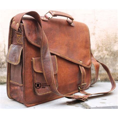 Designer leather Messenger Bag If looks could flatter, then this Handmade leather designer ...