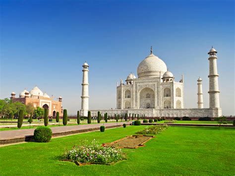 Taj Mahal, Agra, India - Map, Location, History, Facts