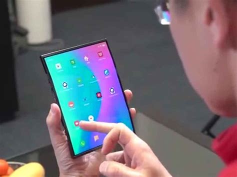 Xiaomi's Foldable Smartphone To Unveil In This June Priced At US$999 - MobyGeek.com