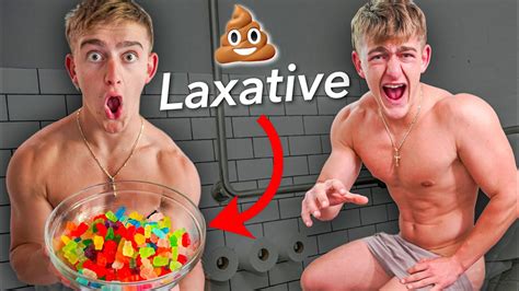 Sugar Free Gummy Bear Challenge Before The Gym! (3 lbs) - YouTube