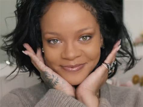 10 Best Pictures of Rihanna without Makeup | Styles At Life