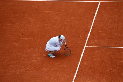 For Both Swiatek and Nadal, Staying ‘In the Moment’ at French Open Was ...