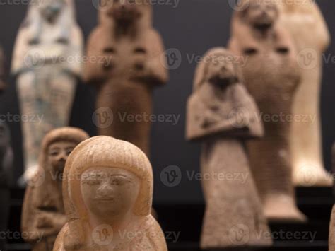 egyptian sarcophagus hieroglyphs close up detail 17230957 Stock Photo ...