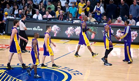 4 Hall of Famers | Lakers walking back to the bench for a ti… | Derrick Story | Flickr