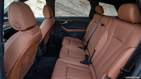 Audi Q7 (US-Spec) | 2020MY | Interior, Rear Seats