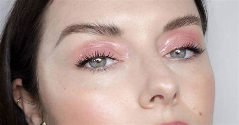 Glossy Eyes Beauty Trend - How To Wear Gloss Eyelids | Glamour UK