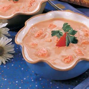 Rich and Creamy Tomato Soup Recipe -"My husband, who doesn't like tomato soup, really likes this ...