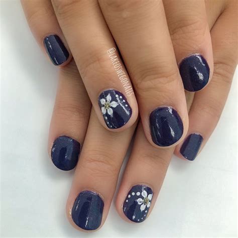 Pretty Petite Nails | Navy nails design, Navy blue nails, Navy blue nail designs