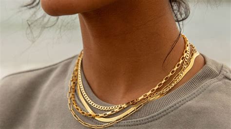 Most popular types of gold chains - DiamondNet