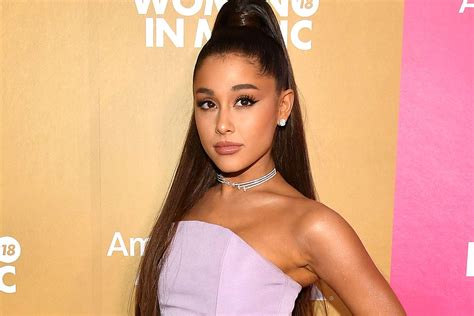 Ariana Grande Pays Tribute to Manchester 4 Years After Bombing