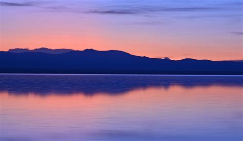 Salar de Uyuni sunset or sunrise: what to see | Howlanders