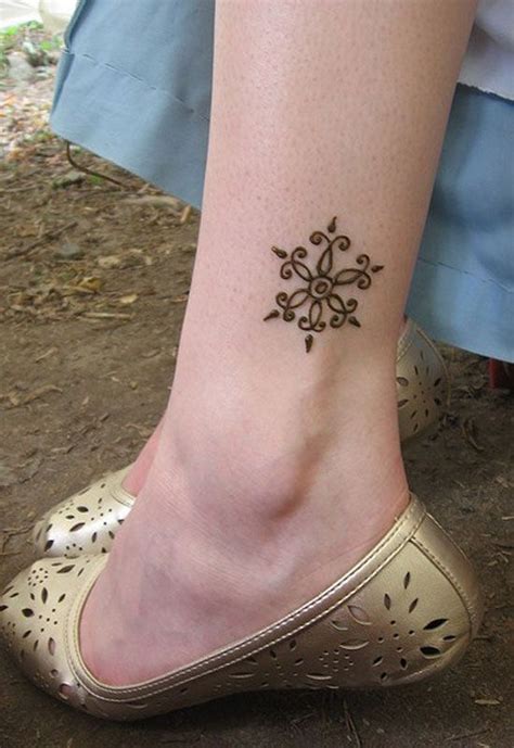 Simple Ankle Henna Designs For Beginners