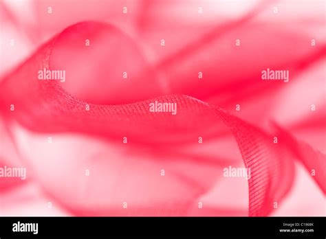 Red ribbon christmas hi-res stock photography and images - Alamy