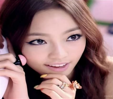 kara goo hara 2nd gen kpop girl group lq in 2022 | Kpop girls, Kpop ...