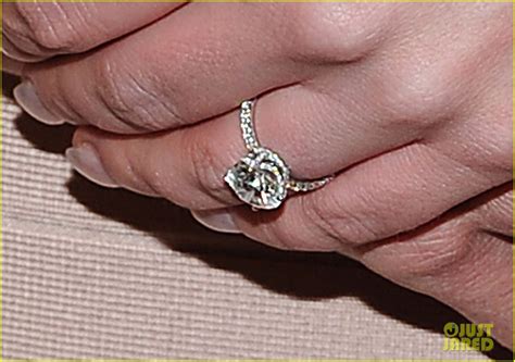 Photo: britney spears engagement ring 02 | Photo 2610598 | Just Jared