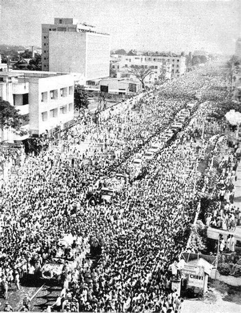 Largest Funeral for C. N. Annadurai. 15 million people. 1969 [560x730 ...