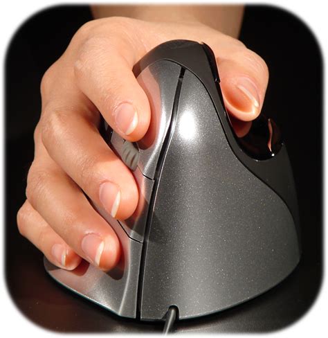 The Ergonomic Benefits of Using a Vertical Mouse - Solutions Northwest ...