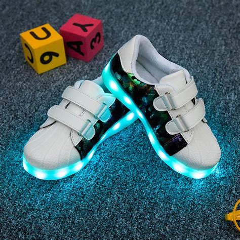 Boys And Girl Led Luminous Sneakers With Flashing Lights Luminous ...