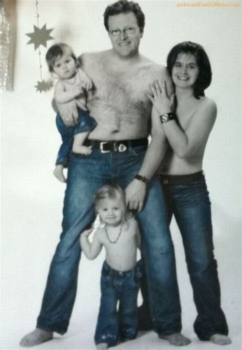 Is it weird ?: Weird Family Photos