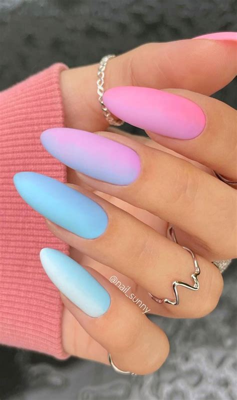 32 Hottest & Cute Summer Nail Designs : Ombre blue and pink summer nails
