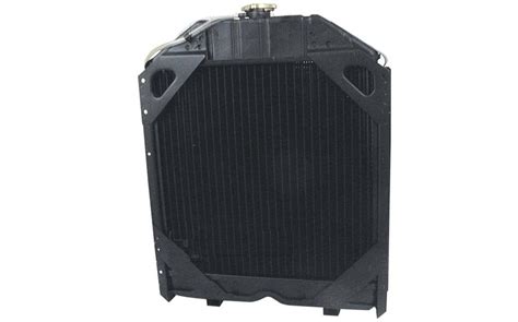 Long Tractor Radiator 2510, 260C, 2610, 310, 350, 360, 445, 460, 510, 550, 560, 610 -- TX10440