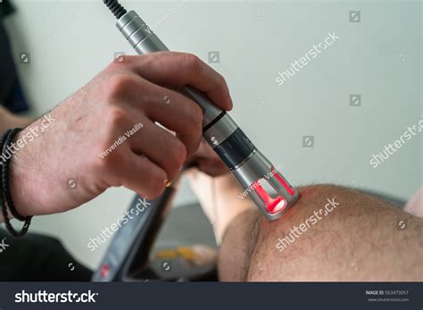 1,708 Pain laser therapy Images, Stock Photos & Vectors | Shutterstock