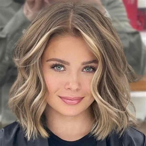 Long, Shaggy, Wispy Haircuts Are Trending & Here Are 26 Cool Examples ...
