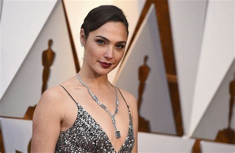 Gal Gadot bio: net worth, age, height, weight, husband, kids - Kemi Filani News