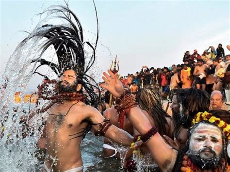 Haridwar Kumbh Mela 2024 to be Held with Limited Pilgrims - India ...