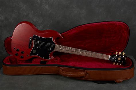 Gibson SG Tribute - Vintage Cherry Satin | Rich Tone Music