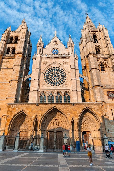 Cathedral of Leon, Spain - All You Need to Know Before You Go