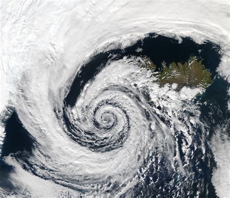 File:Low pressure system over Iceland.jpg - Wikipedia, the free ...